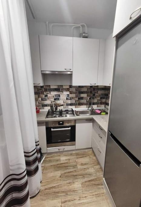 2 Bedroom Central Apartment Chisinau Luaran gambar