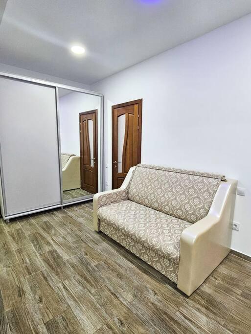 2 Bedroom Central Apartment Chisinau Luaran gambar
