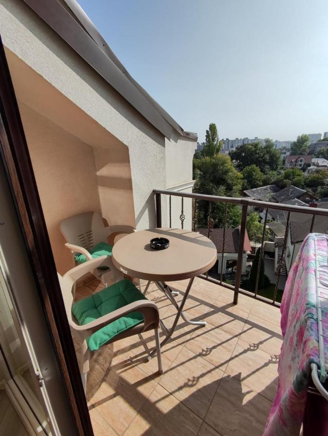 2 Bedroom Central Apartment Chisinau Luaran gambar
